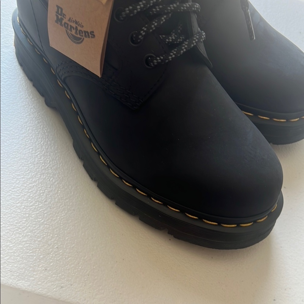 Dr. Martens Black Boots Women’s 7 Black Leather Trinity 1460